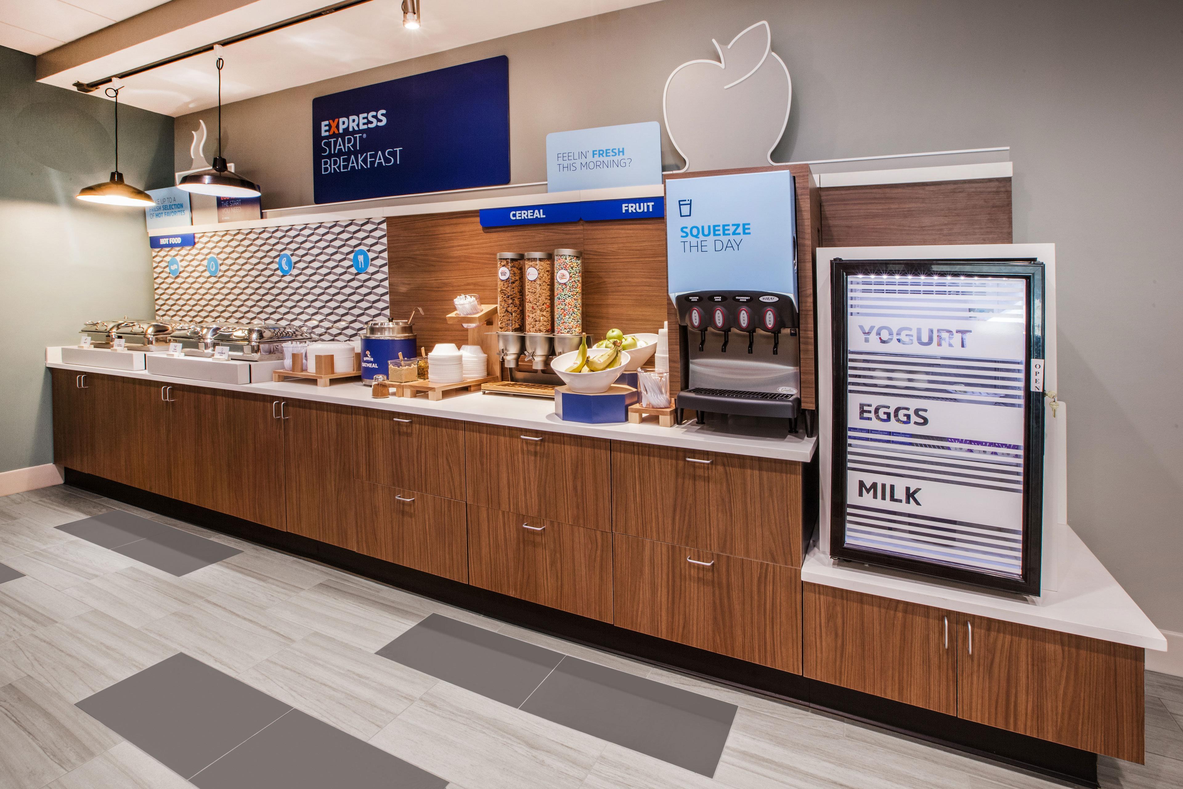 Holiday Inn Express Fresno Northwest - Herndon By Ihg Exteriör bild