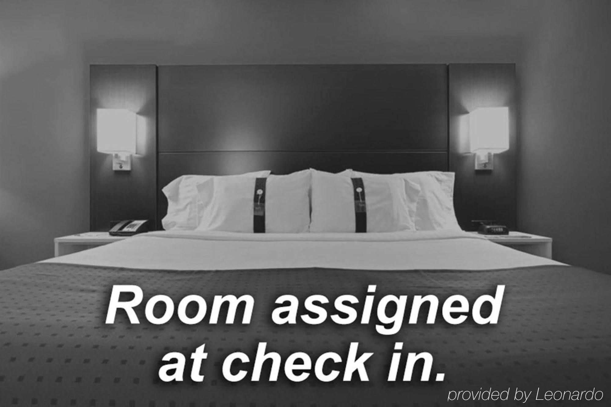 Holiday Inn Express Fresno Northwest - Herndon By Ihg Exteriör bild