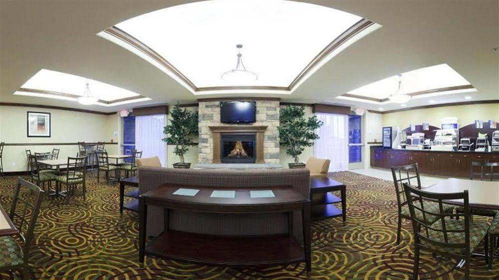 Holiday Inn Express Fresno Northwest - Herndon By Ihg Exteriör bild